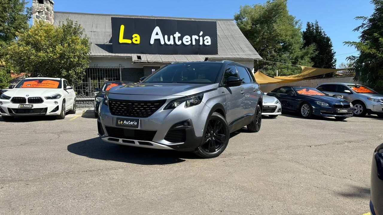 Peugeot 5008