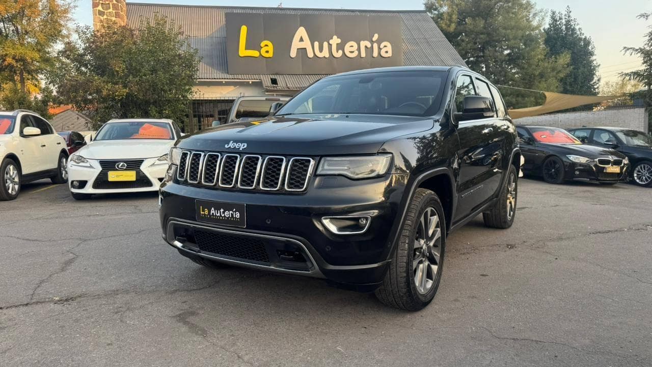 Jeep GRAND CHEROKEE