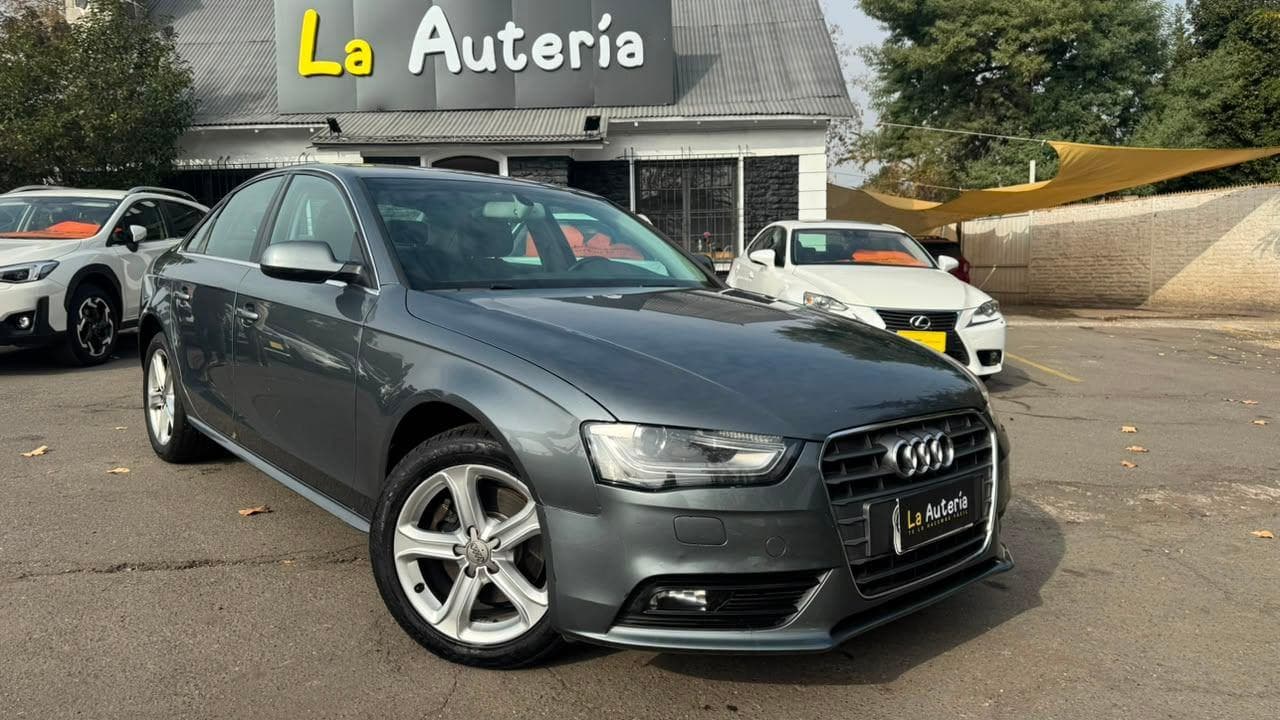 AUDI A4 