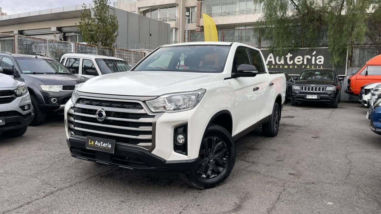 SSANGYONG NEW GRAND MUSSO GLX 2.2 AUT