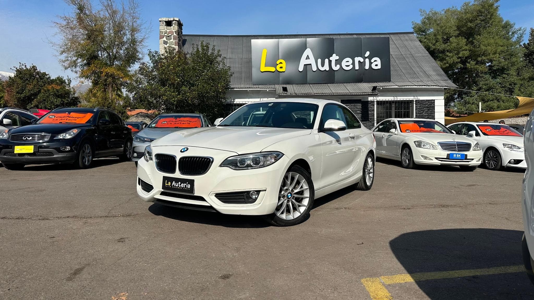 BMW 220I