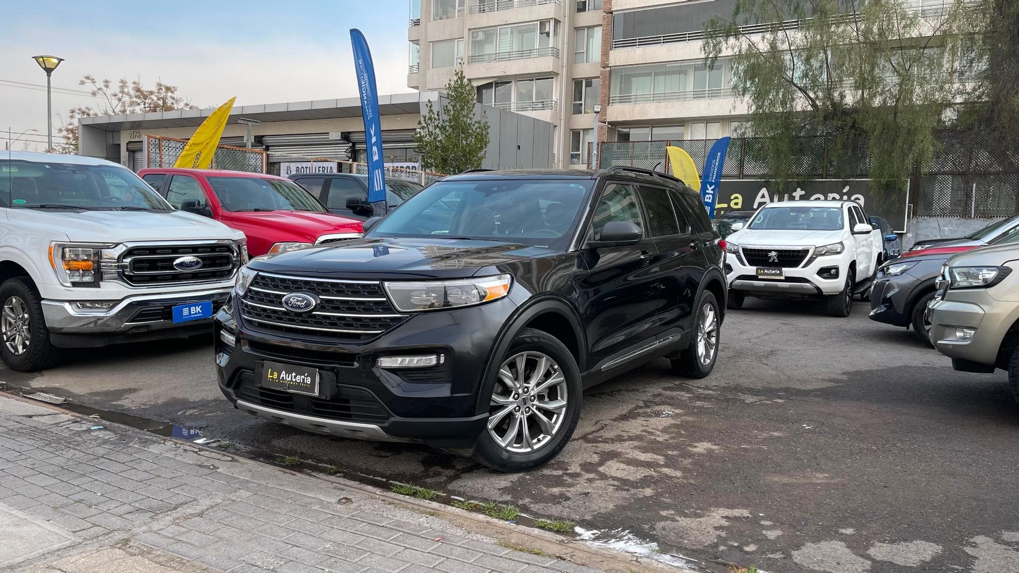 Ford EXPLORER