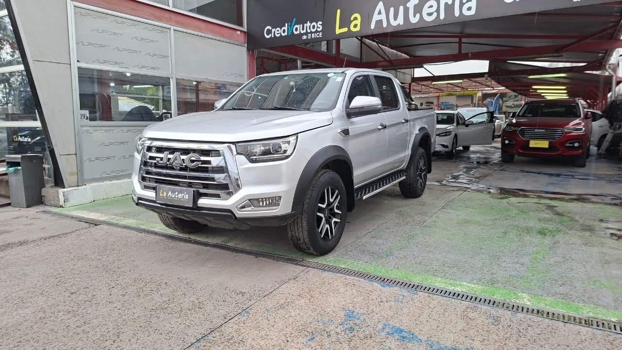 Jac T8