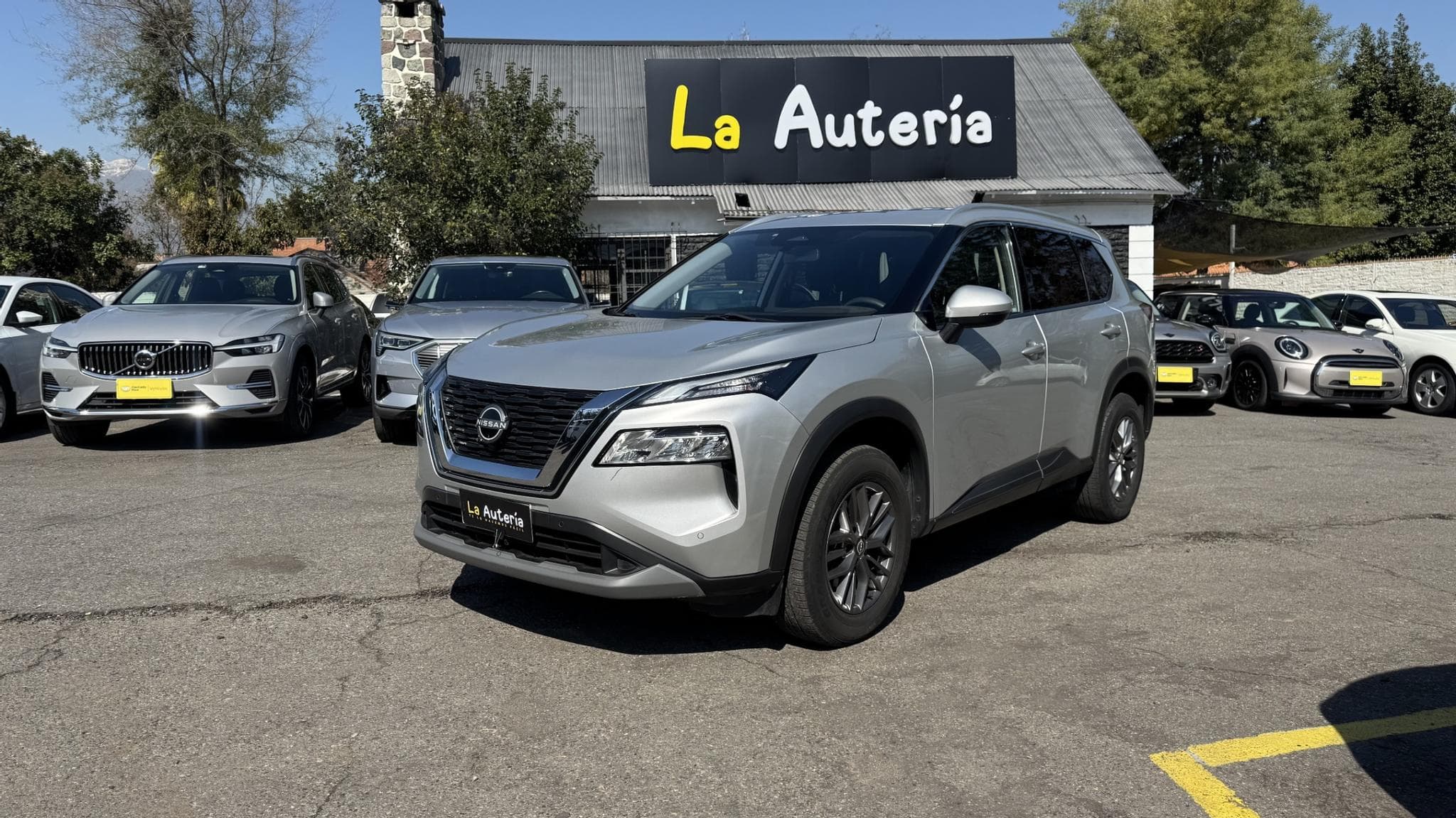 Nissan X-TRAIL