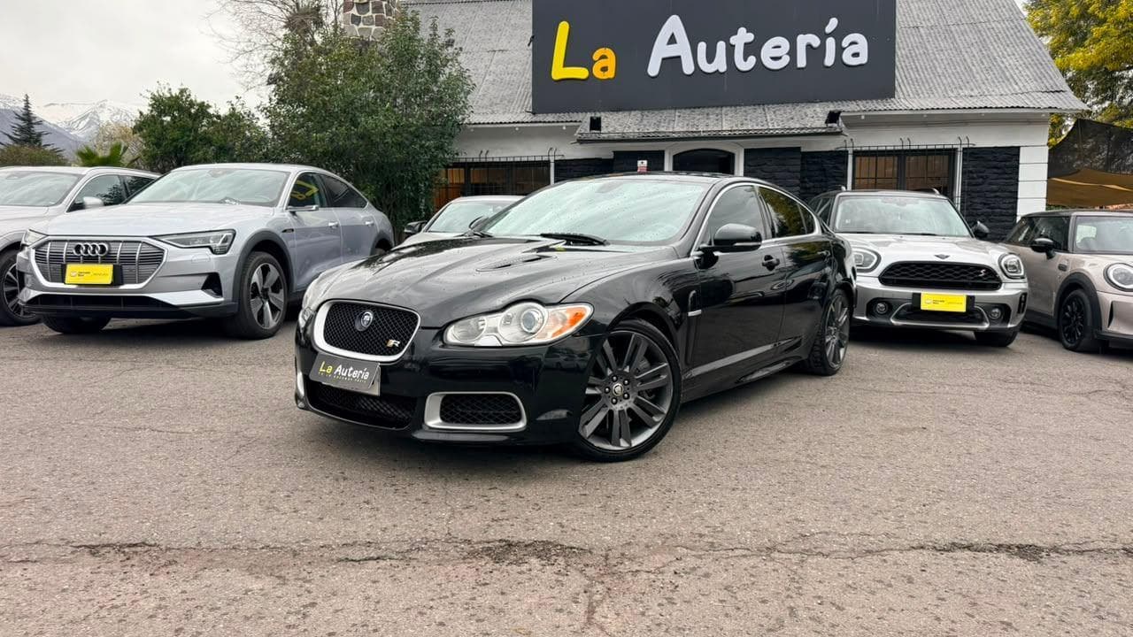 Jaguar XF R
