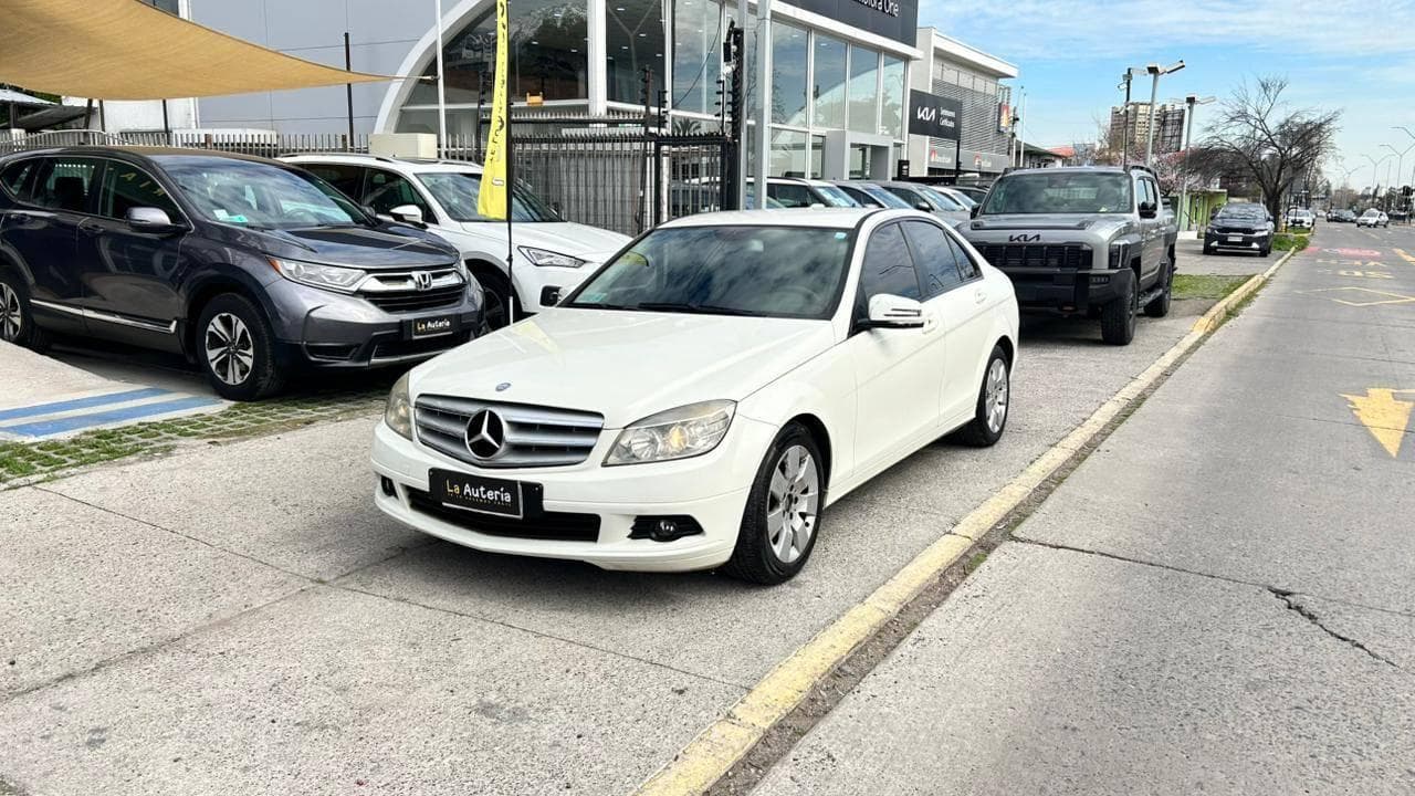 Mercedes Benz C180