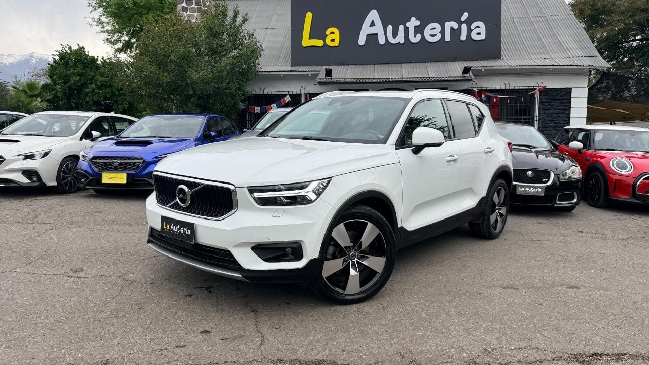 Volvo XC40