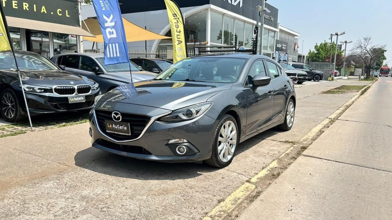 Mazda NEW 3